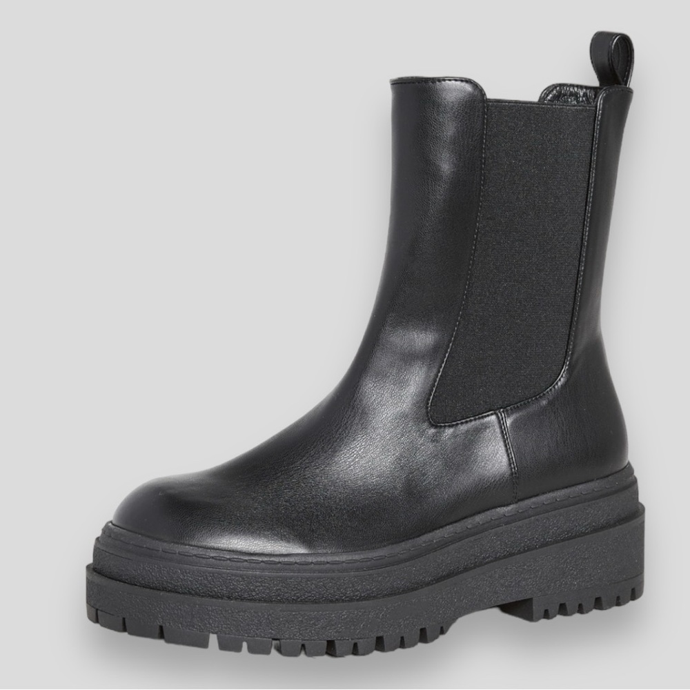Good American Pull On Lug Thick Sole Chunky Chelsea Black Boots - Picture 5 of 10